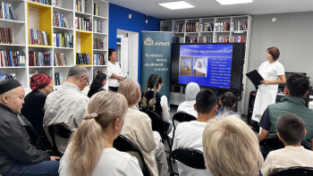 Фотография к новости: Астана кітапханасында "Абай дана – Абай дара" кеші ұйымдастырылды