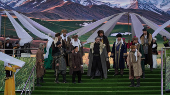 Фотография к новости: Фоторепортаж: Абай Құнанбайұлының 180 жылдығын тойлаудың жарқын сәттері