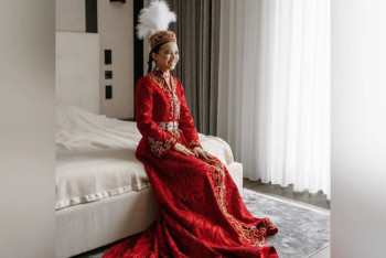 Фотография к новости: Қыз Жібек сияқты: Димаштың қарындасының қыз ұзатудағы образы қанша тұрады