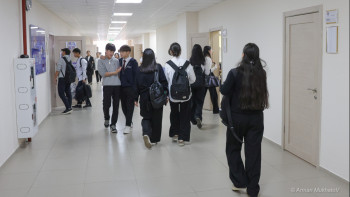 Фотография к новости: Мектепке хиджабпен келсе не болады?