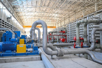 Фотография к новости: Кендірлідегі су тұщыту зауытының алғашқы желісі іске қосылды