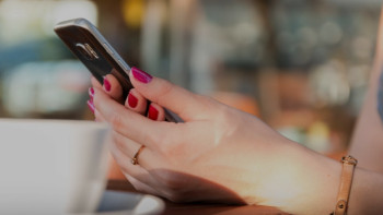 Фотография к новости: Ресей Telegram және WhatsApp арқылы қоңырау шалуды ішінара шектеді