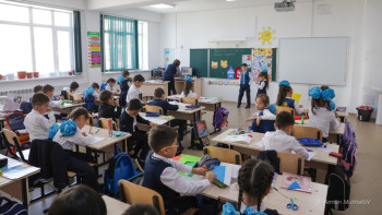 Фотография к новости: Мектеп формасы керек пе? – Ата-аналар петиция жариялады