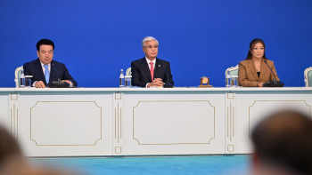 Фотография к новости: "Білім келешегі: адал азамат, кәсіби маман": Тоқаев тамыз конференциясына қатысуда