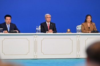 Фотография к новости: "Білім келешегі: адал азамат, кәсіби маман": Тоқаев тамыз конференциясына қатысуда