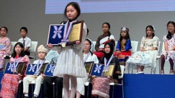 Фотография к новости: 8 жасар қыздың суреті Жапониядағы фестивальде үздік деп танылды