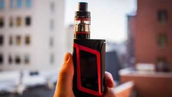 Фотография к новости: Астанада 6 млрд теңгелік вейп саудасы тоқтатылды