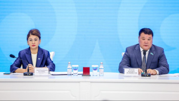 Фотография к новости: Балаева Шымкент тұрғындарымен кездесті