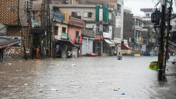 Фотография к новости: Пәкістандағы су тасқыны: қаза тапқандар саны 330-ға жетті