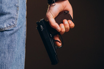 Фотография к новости: Атырауда төбелес кезінде 23 жастағы фельдшерге оқ тиіп, көз жұмды