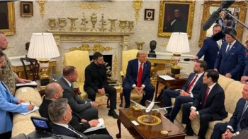 Фотография к новости: Трамп пен Зеленскийдің кездесуі жабық есік жағдайында жалғасуда