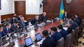 Фотография к новости: Бектенов: Вагондардың жағдайына қатысты халықтың арыз-шағымы азайған жоқ