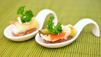 Фотография к новости: Денсаулық сақтау министрі мектептің жаңа ас мәзірін бекітуді тапсырды