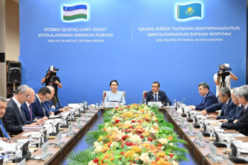Фотография к новости: Елордада қазақ-өзбек зиялыларының алғашқы форумы өтті