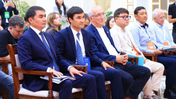 Фотография к новости: Қарағанды облысында футболды дамытуға 18,5 млрд теңге бөлінеді