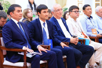 Фотография к новости: Қарағанды облысында футболды дамытуға 18,5 млрд теңге бөлінеді