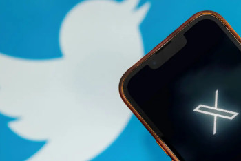 Фотография к новости: Илон Маск жұмыстан шығарылған 6000 X қызметкеріне өтемақы төлеуге келіседі