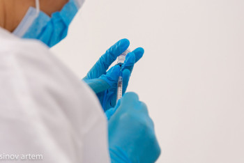 Фотография к новости: Ресейде коронавирустың жаңа штамы таралып жатыр