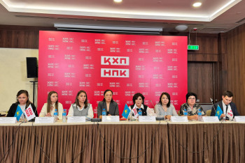 Фотография к новости: Ерекше баланың анасы: Арбамен жүретін балаларға мектеп пен автобус қолжетімсіз