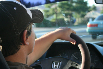 Фотография к новости: Астанада жасөспірім мас күйінде әпкесінің көлігін айдап кеткен