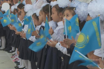 Фотография к новости: Биыл Астанада 1-сыныпқа 31 мыңға жуық оқушы барады