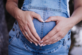 Фотография к новости: Оқушы мектеп дәретханасында босанған: төрт қызметкер жұмыстан қуылды