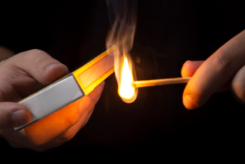 Фотография к новости: Павлодардағы базарлардың бірінде ер адам өзін-өзі өртемек болды