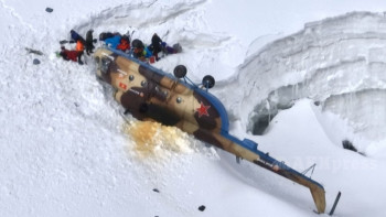 Фотография к новости: Альпинистерге көмекке бара жатқан тікұшақ апатқа ұшырады