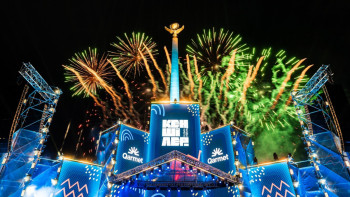 Фотография к новости: 120 000 көрермен, жаңа рекорд: Қарағанды Шахтерлер күнін дүркіретіп тойлады