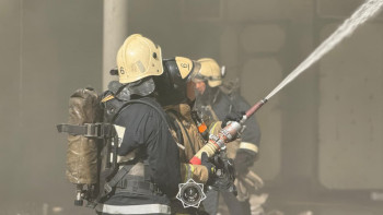 Фотография к новости: Алматыда алапат өрт болып жатыр