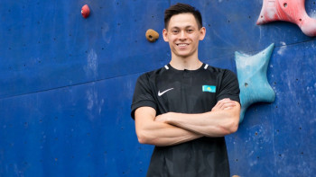 Фотография к новости: Спорттық құзға өрмелеуден Азия кубогі: Қазақстандық спортшы жеңімпаз атанды