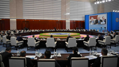 Қасым-Жомарт Тоқаев ШЫҰ даму банкін құру туралы бастаманы қолдады