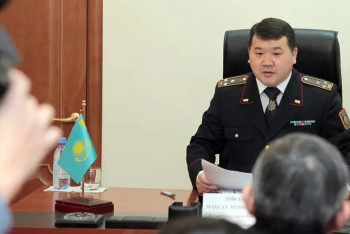 Фотография к новости: Бұрынғы бас көлік прокурорына іздеу жарияланды