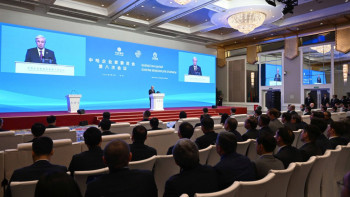 Фотография к новости: Тоқаев: "Қытайдың ЖИ саласында жаһандық ұйым құру бастамасын қолдаймыз"