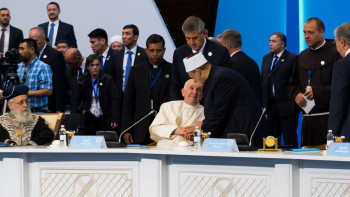 Фотография к новости: Қазақстан бастамашы болған Діндер съезі әлемдік диалог алаңына айналды