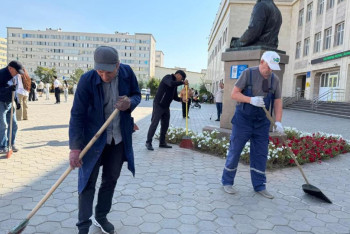 Фотография к новости: Ыбырай Алтынсарин ескерткішінің айналасында тазалық акциясы өтті