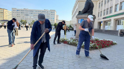 Ыбырай Алтынсарин ескерткішінің айналасында тазалық акциясы өтті