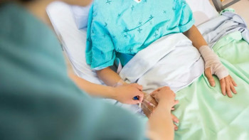 Фотография к новости: Алматы облысында иттер талаған балаға мүгедектік рәсімделіп жатыр