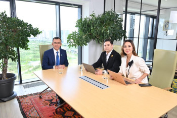 Фотография к новости: Рухани дипломатияның қыр-сыры: әлемдік дін лидерлерін бір үстел басына қалай жинау керек