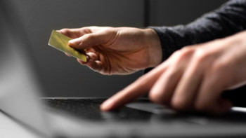 Фотография к новости: Жеңілдетілген несие әперемін: Астанада әйел 30-дан астам адамды алдаған