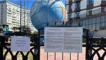 Фотография к новости: Ақтауда әткеншегі "Газельмен" соқтығысқан аттракцион жабылды