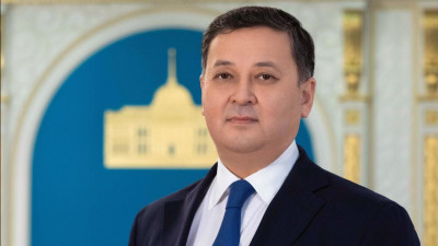 "Ұсталды" деген Сыртқы істер министрі Мұрат Нұртілеу көпшілік алдына шықты