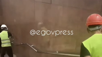 Фотография к новости: Алматыда неге жағдайы жақсы жүргіншілер өткелін қайта жөндеп жатыр?