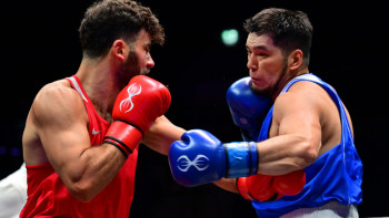 Фотография к новости: Бокстан әлем чемпионаты: Айбек Оралбай ширек финалға өтті