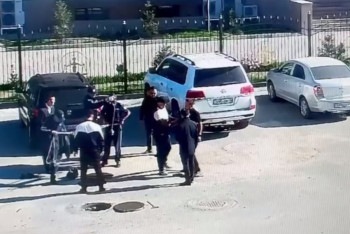 Фотография к новости: Семейде екі жұмысшы кәріз құдығында есінен танып қалған