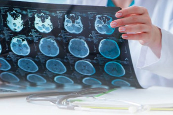 Фотография к новости: Медицина қызметкерлері тоқсан сайын 1,7 млн теңге алуы мүмкін