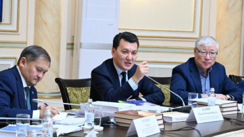 Фотография к новости: Қазақстан тарихының екінші томы баспаға дайын