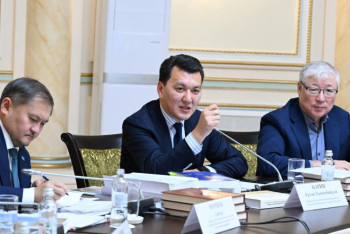 Фотография к новости: Қазақстан тарихының екінші томы баспаға дайын