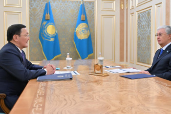 Фотография к новости: Президент Бас прокурорды қабылдап, заң үстемдігі мен активтерді қайтару жайын талқылады