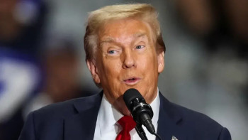 Фотография к новости: "Мұнайдан бас тартсын": Трамп Ресейге санкция салудың шартын атады